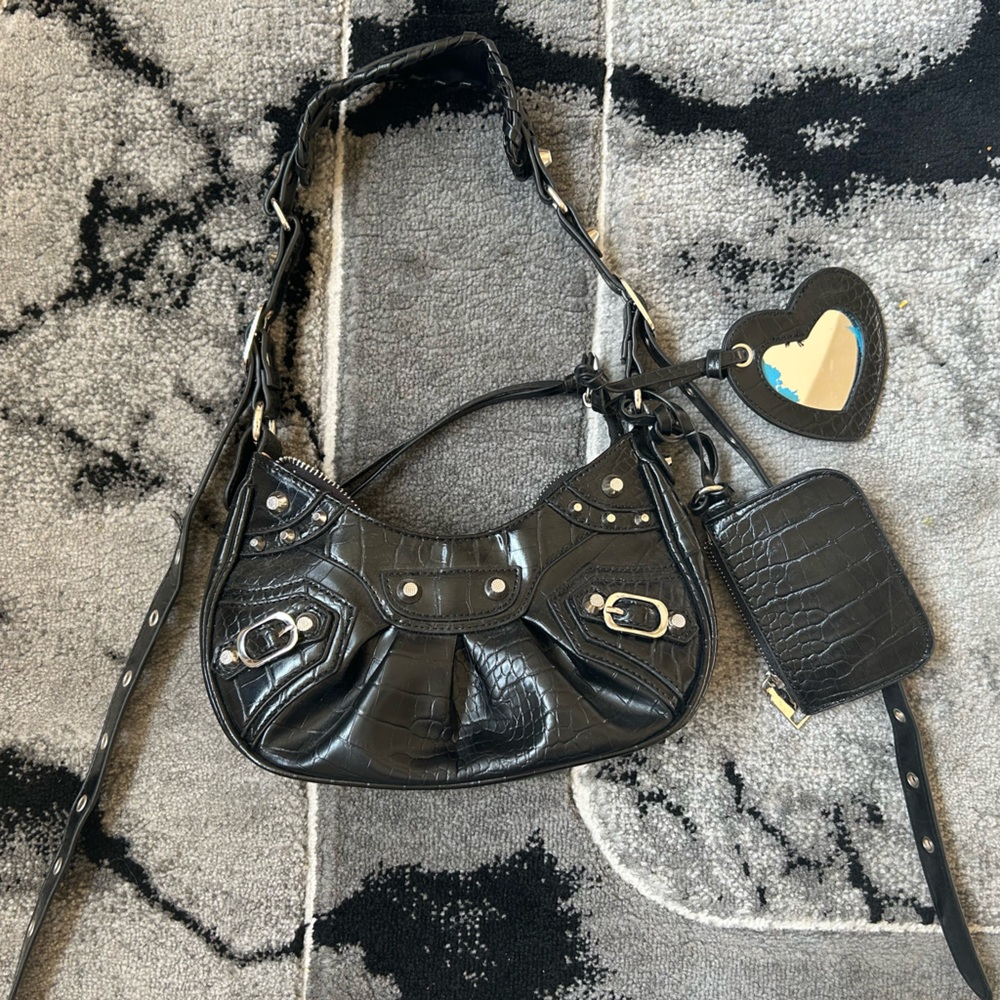 Black Croc-Embossed Women's Bag Set